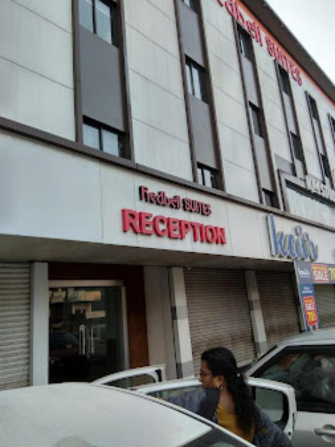 Redbell Suites Malapuram Malappuram Exteriör bild